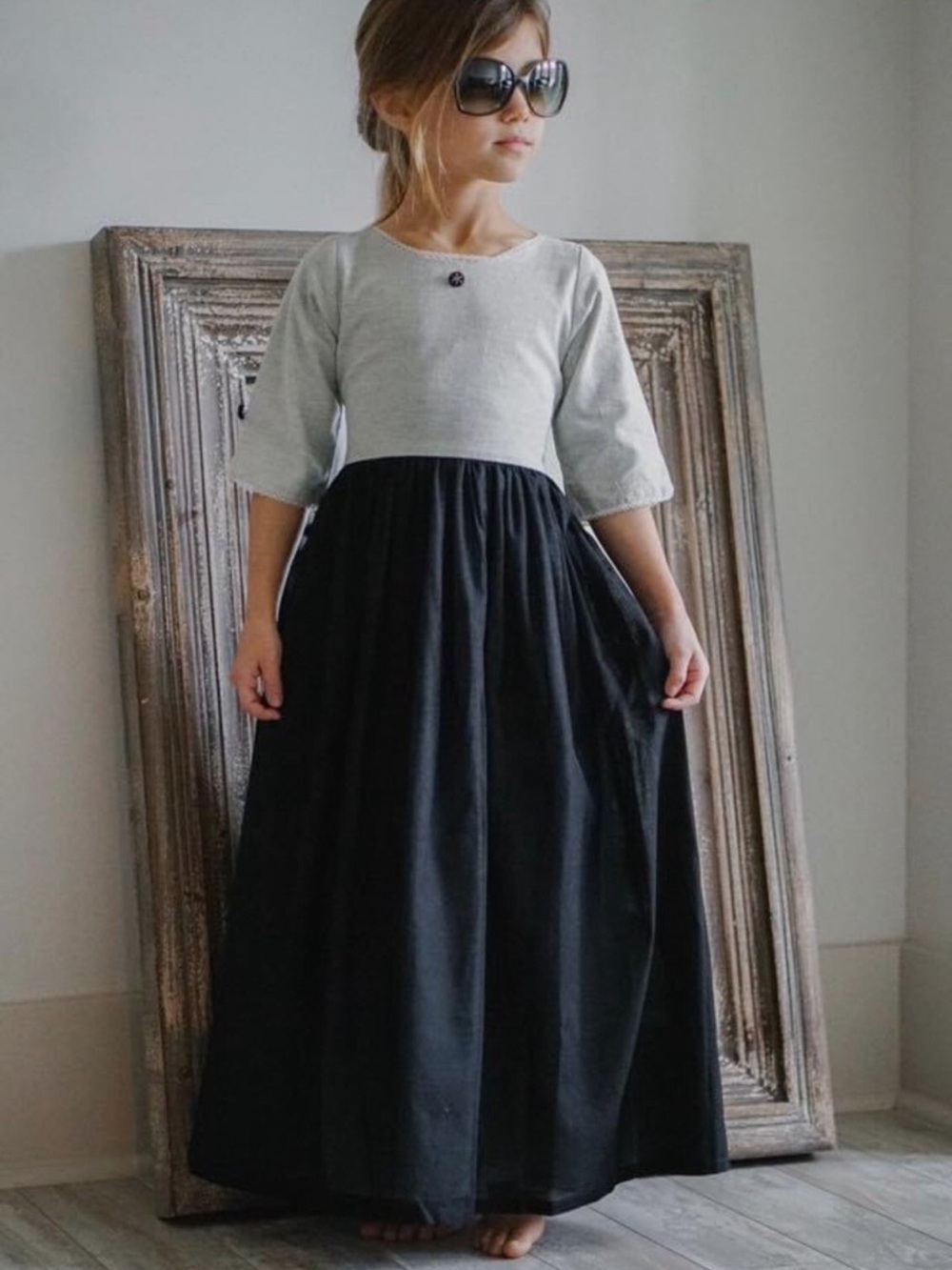 Well dressed wolf surprise black maxi dress
